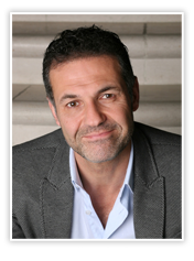 <b>Khaled Hosseini</b> - gehört zu meinen Lieblingsautoren :-) (Drachenläufer, <b>...</b> - home-bio-portrait