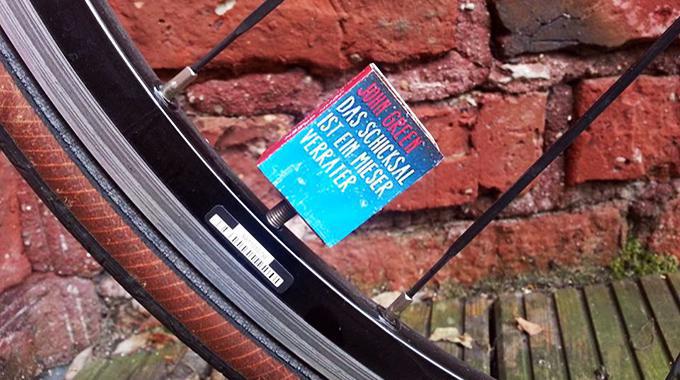 Bibliophile Fahrrad-Ventilkappen (DIY / Do it yourself)