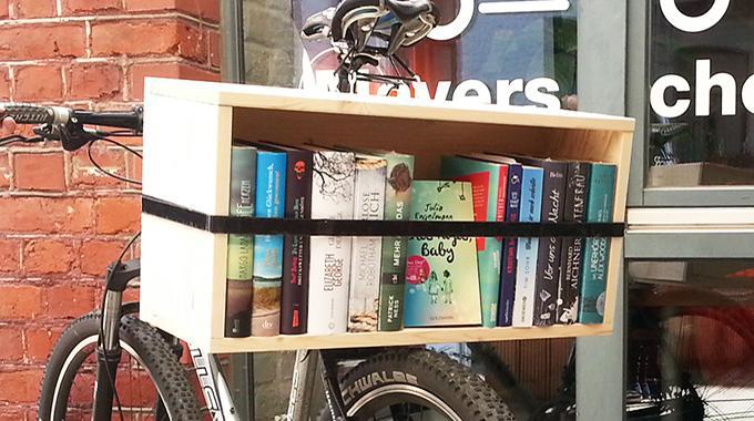 'Bookshelf to go' - Die mobile Fahrrad-Bibliothek (Do it yourself)