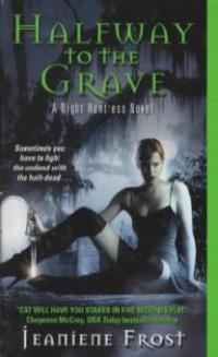 Halfway to the Grave - Jeaniene Frost