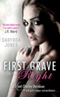 First Grave On The Right - Darynda Jones